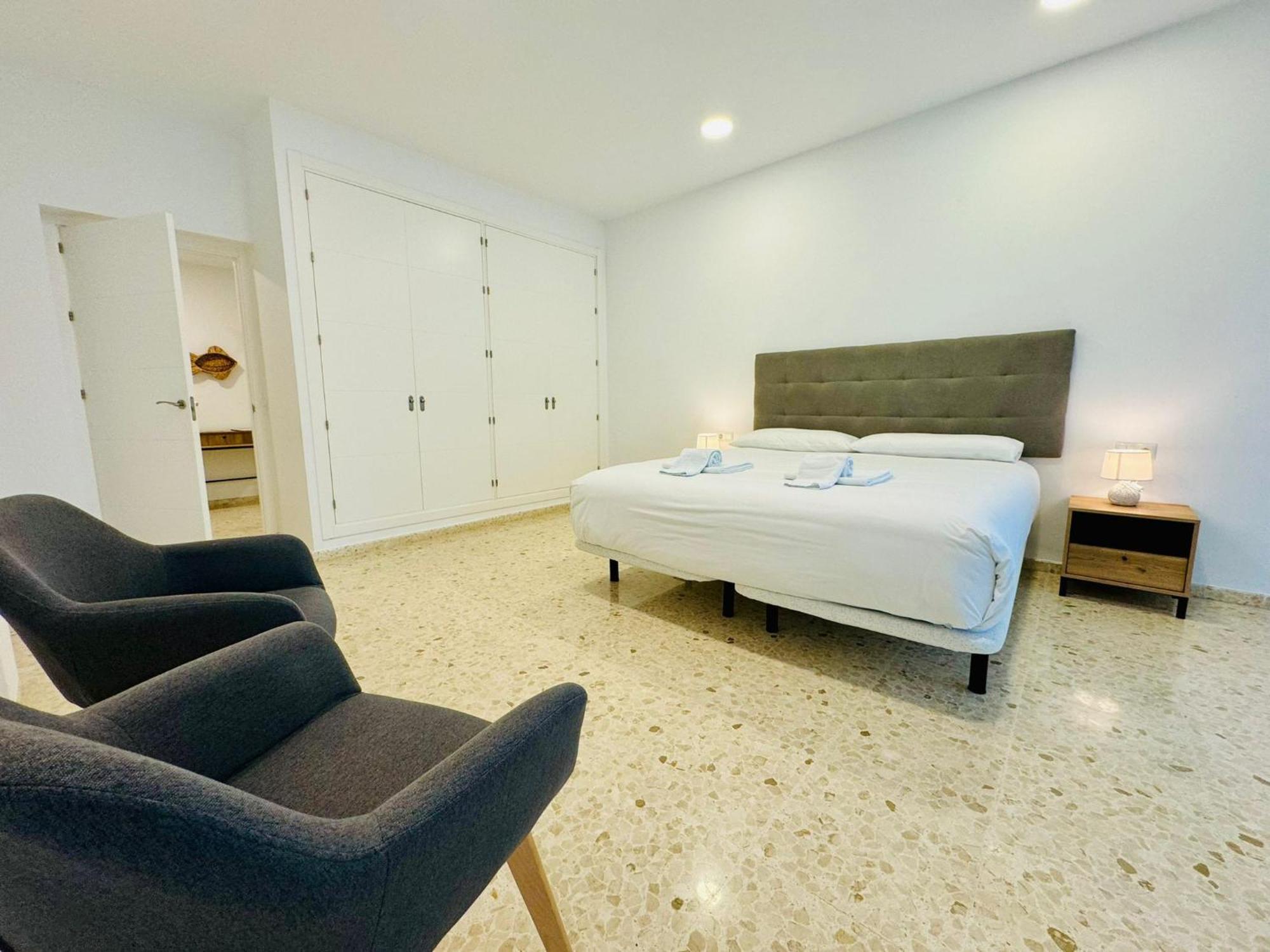 Apartamentos La Muralla Grupo Ac Gestion Cadiz Dış mekan fotoğraf
