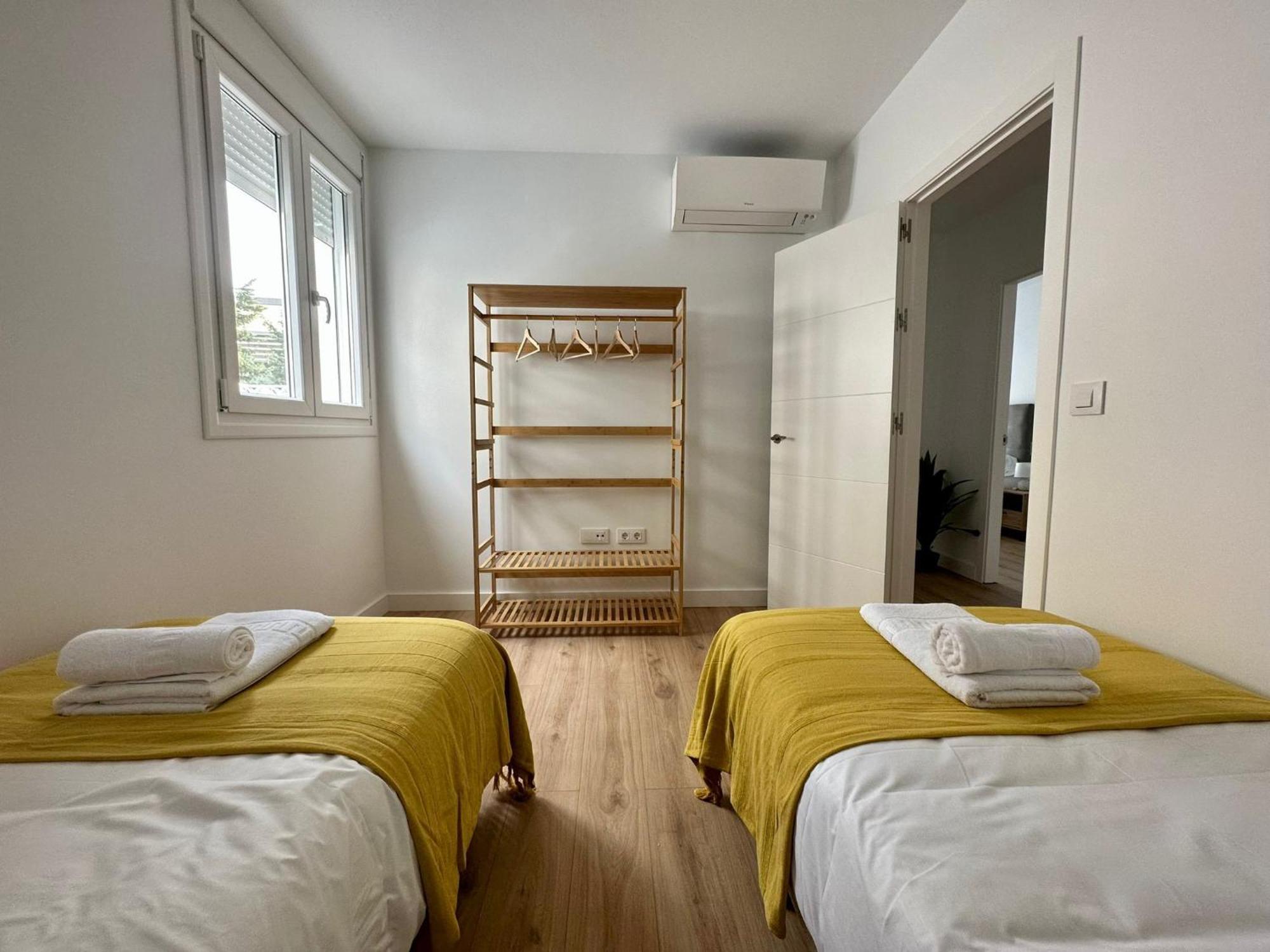Apartamentos La Muralla Grupo Ac Gestion Cadiz Dış mekan fotoğraf